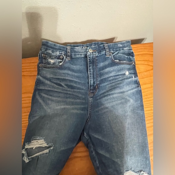 AE super stretch high rise mom jeans 8 - Picture 4 of 7